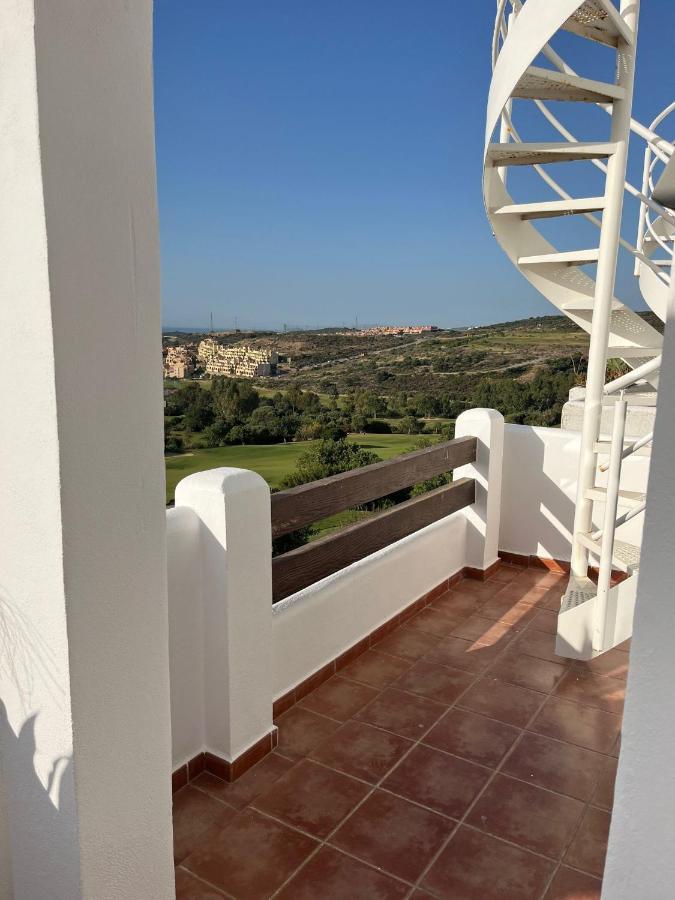 Penthouse Seaview And Golf Valle Romano Estepona Bagian luar foto
